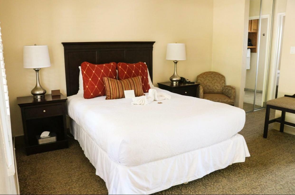 Country Inn Motel Palo Alto Extérieur photo